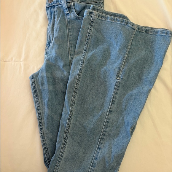 High Rise Flare Jeans - Picture 5 of 6